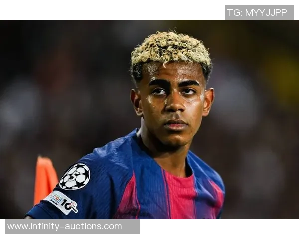 揭晓哪个足球明星在场外表现最差引发争议的真实原因与影响 揭晓哪个足球明星在场外表现最差引发争议的真实原因与影响