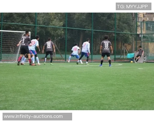 成都18中足球明星崭露头角助力校园足球发展与梦想追逐